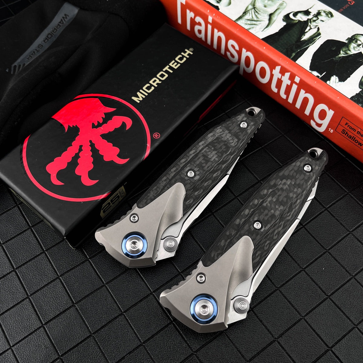 M390 Steel Folding Pocket Knife TC4 Titanium Carbon Fiber Handle Thumb Stud Sub-Frame Lock EDC Folder