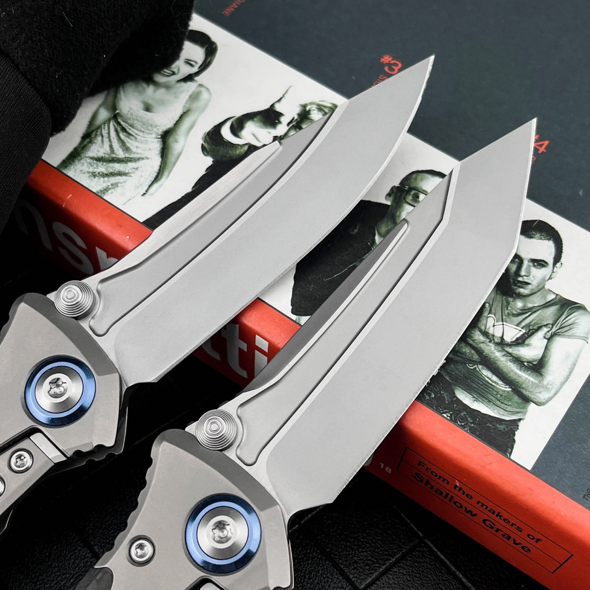M390 Steel Folding Pocket Knife TC4 Titanium Carbon Fiber Handle Thumb Stud Sub-Frame Lock EDC Folder