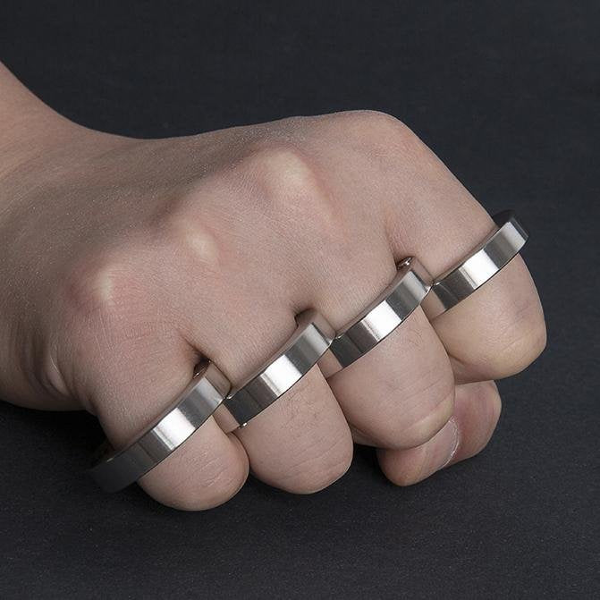 NEW 2PCS/1PCS Kung Fu Finger Magic Ring Self Defense Stainless Steel brass knuckles Survival Tool