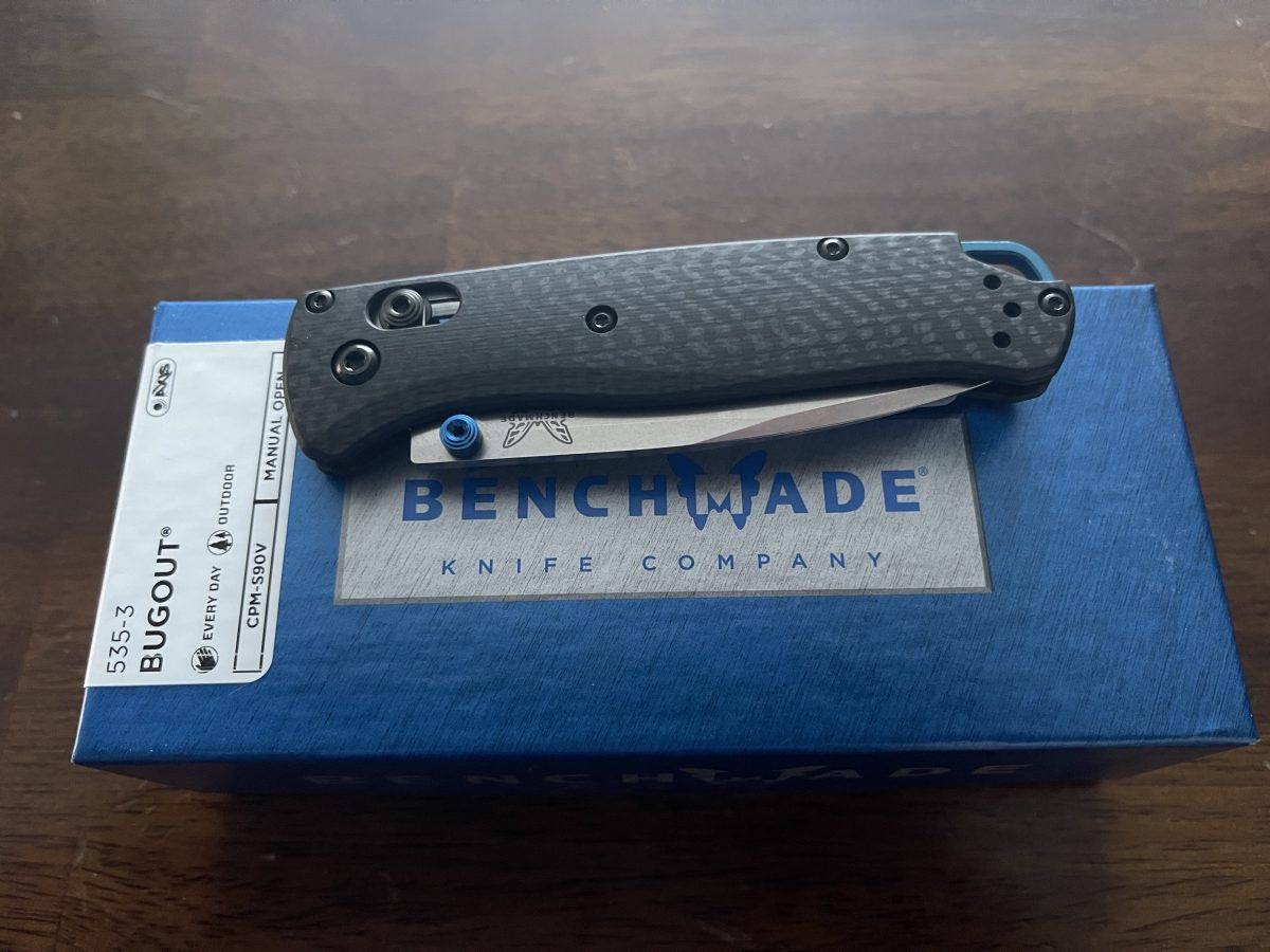 2022 Benchmade Bugout 535-3, 3.24" CPMS90V Plain Blade, Carbon Fiber Handle with Axis Lock Outdoor Pocket Knives